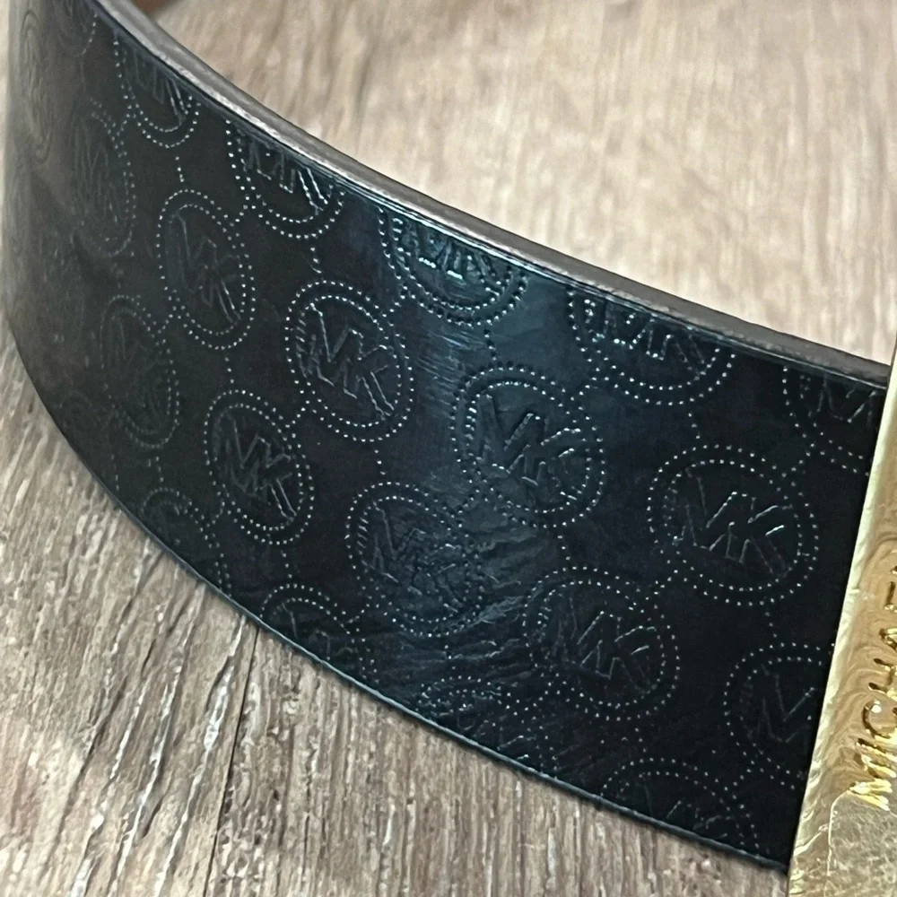 Michael Kors good used